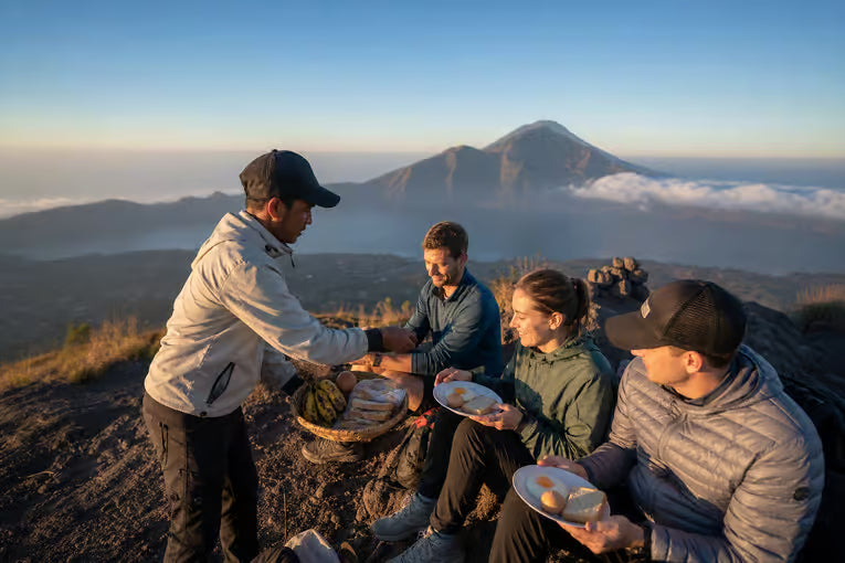 Bali: trekking o wschodzie słońca na Mount Batur i relaks w gorących źródłach