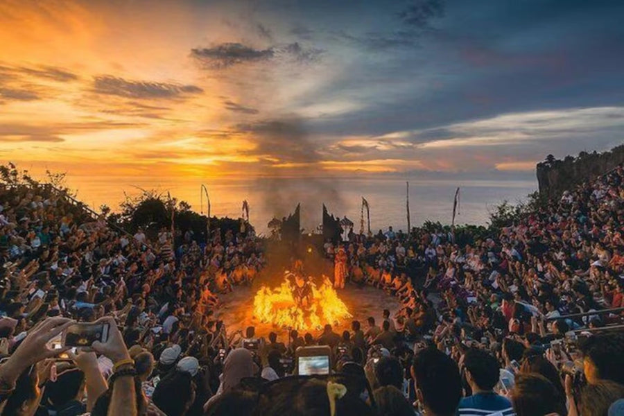 Bali: Kecak Fire Dance Show i bilet wstępu do świątyni Uluwatu