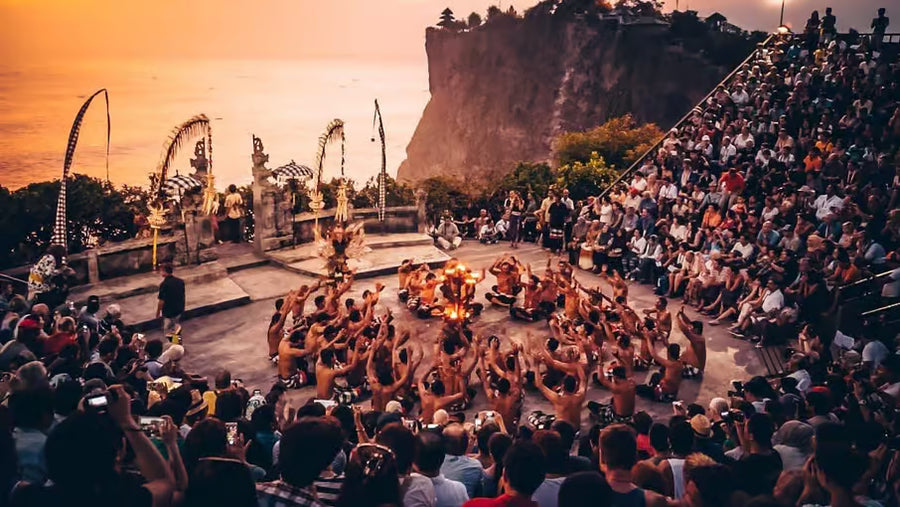 Bali: Kecak Fire Dance Show i bilet wstępu do świątyni Uluwatu