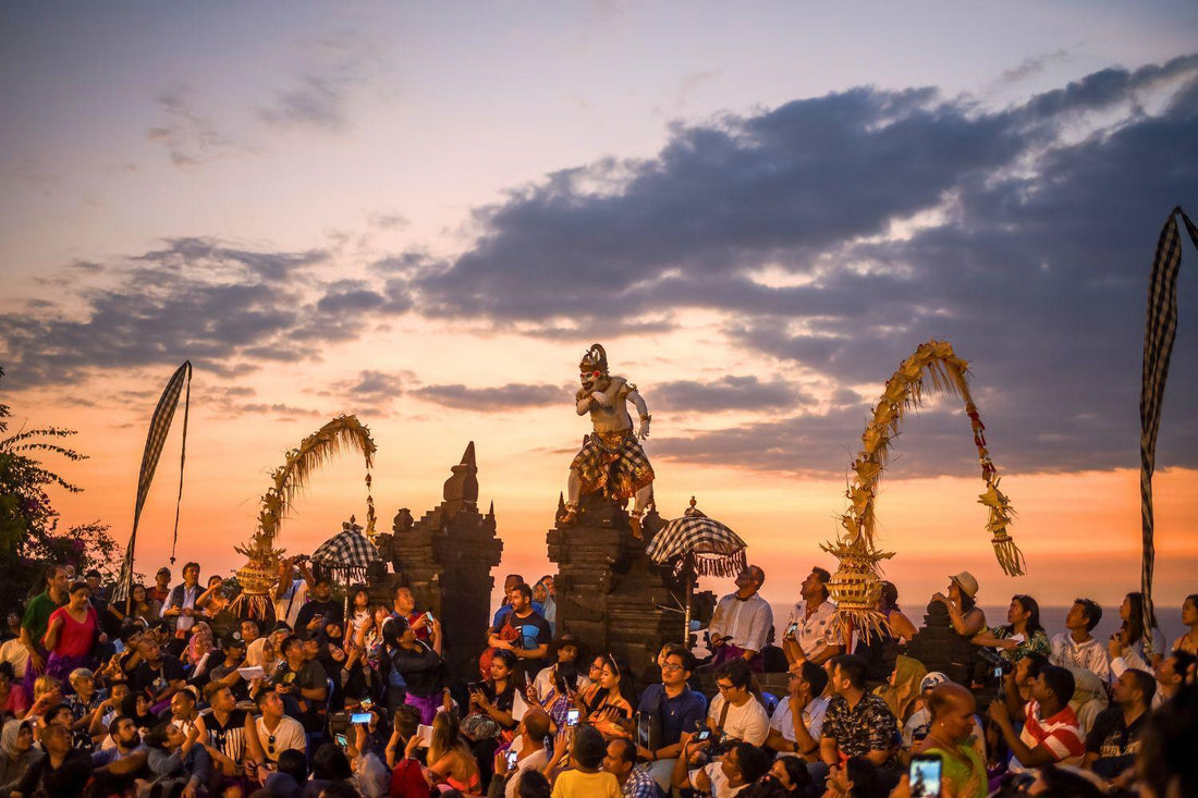 Bali: Kecak Fire Dance Show i bilet wstępu do świątyni Uluwatu