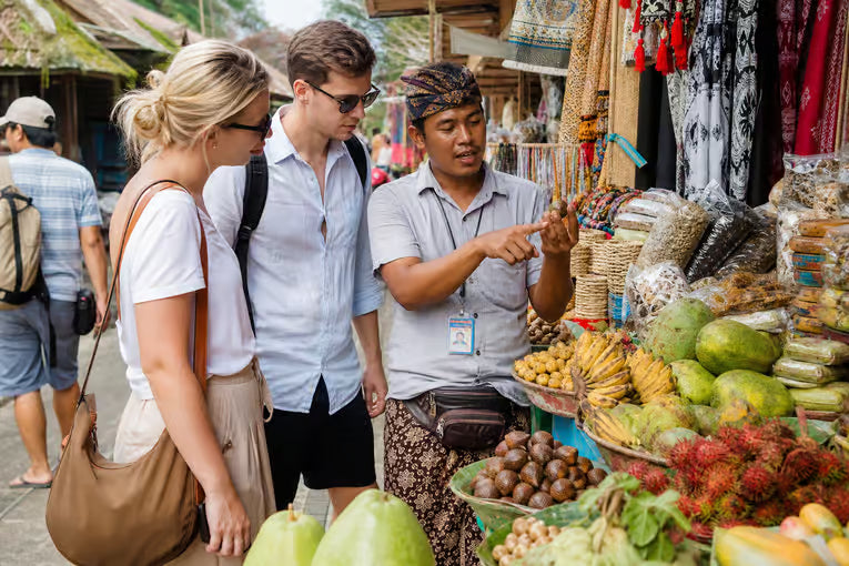 Bali: Prywatny czarter samochodu z kierowcą 10H